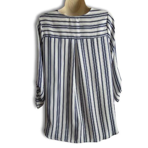 WEST KEI Faux Wrap Blouse M Blue Stripe 3/4 Slv - Picture 5 of 8